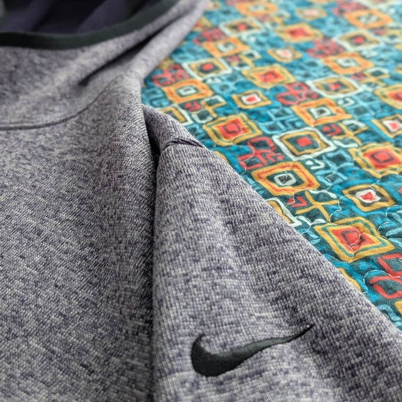 Nike Dri-FIT Purple Hoodie - Picture 3 of 5